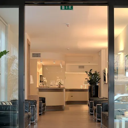 Miramare - & - Free Brunch & Breakfast Until 13-00 4*