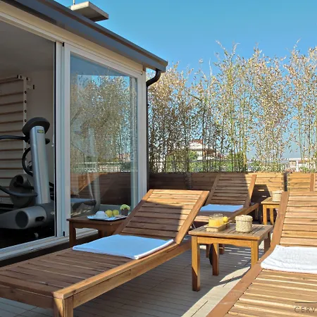 Miramare - & - Free Brunch & Breakfast Until 13-00 Отель 4*