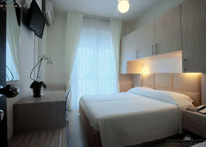 Miramare - & - Free Brunch & Breakfast Until 13-00 Cervia