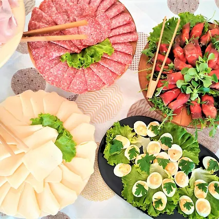 Miramare - & - Free Breakfast & Brunch Until 13-00 Hotel