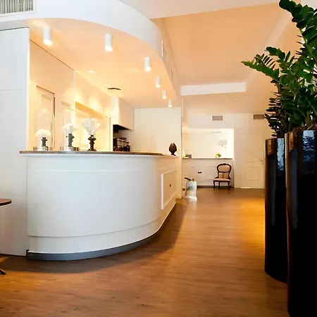 Miramare - & - Free Breakfast & Brunch Until 13-00 4* Cervia