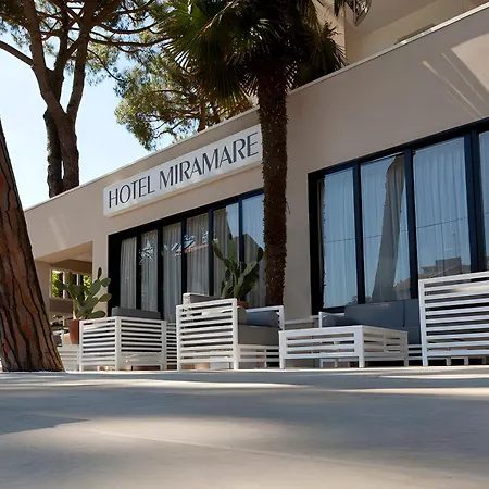 Hotel Miramare - & - Free Breakfast & Brunch Until 13-00