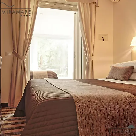 Miramare - & - Free Brunch & Breakfast Until 13-00 تّشيرفييا