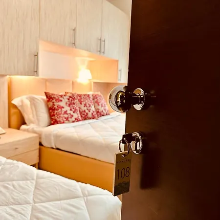 Hotel Miramare - & - Free Breakfast & Brunch Until 13-00