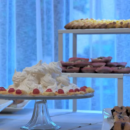 Otel Miramare - & - Free Brunch & Breakfast Until 13-00