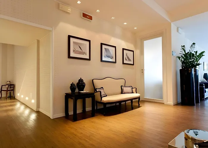 Miramare - & - Free Brunch & Breakfast Until 13-00 فندق