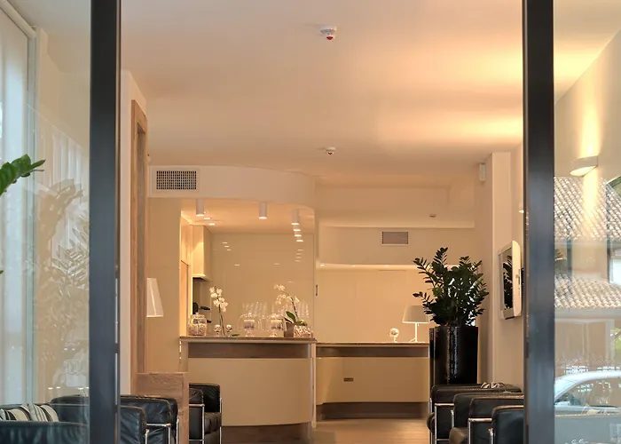 Miramare - & - Free Brunch & Breakfast Until 13-00 4*