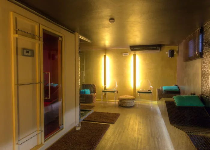 فندق Miramare - & - Free Brunch & Breakfast Until 13-00 تّشيرفييا