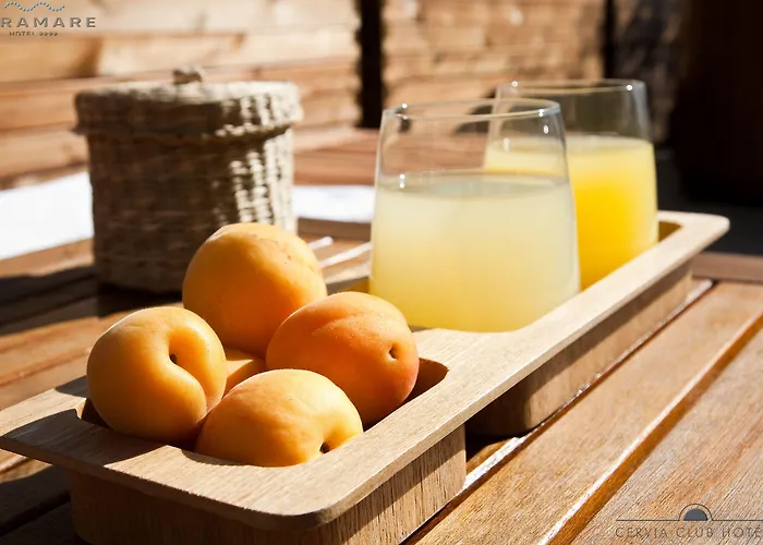 Miramare - & - Free Brunch & Breakfast Until 13-00 Szálloda Cervia